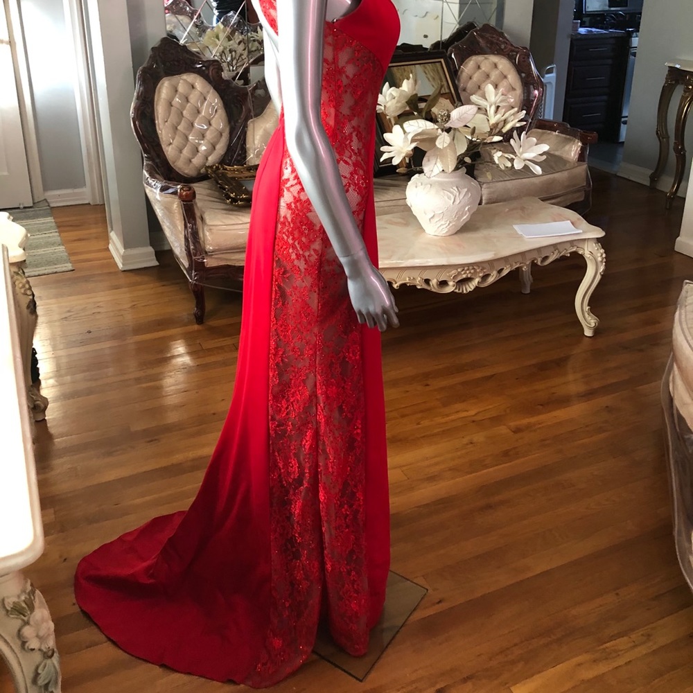Red prom dress